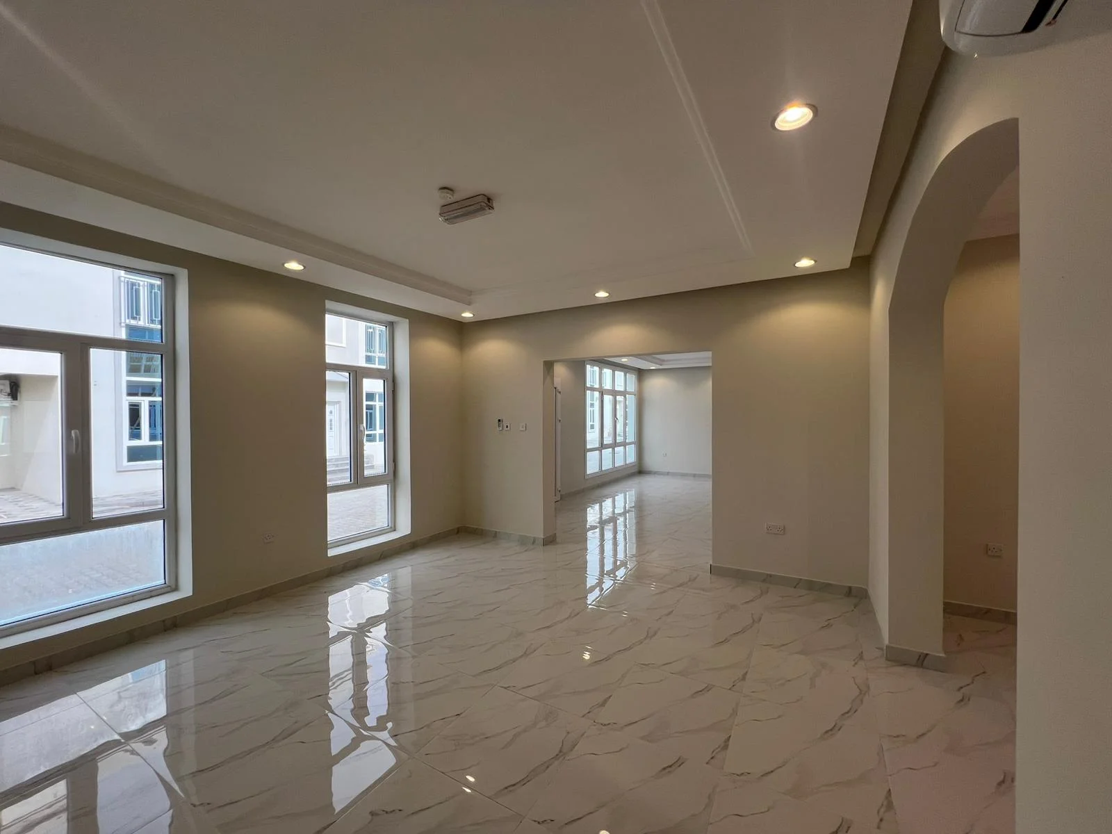 Spacious 5-Bedroom UF Villa for Rent in Muraikh