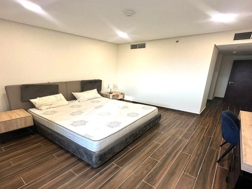 READY 1BHK FURNISHED APT| VACANT & TITLE DEED
