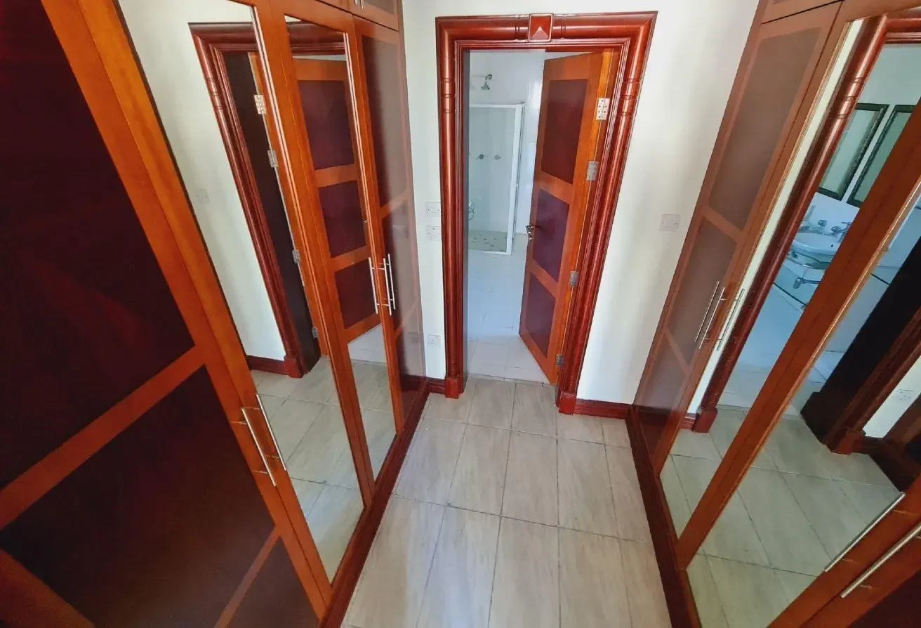 5 Bed | 5 Bath | QAR 18K | Lagoon | Garden | AC