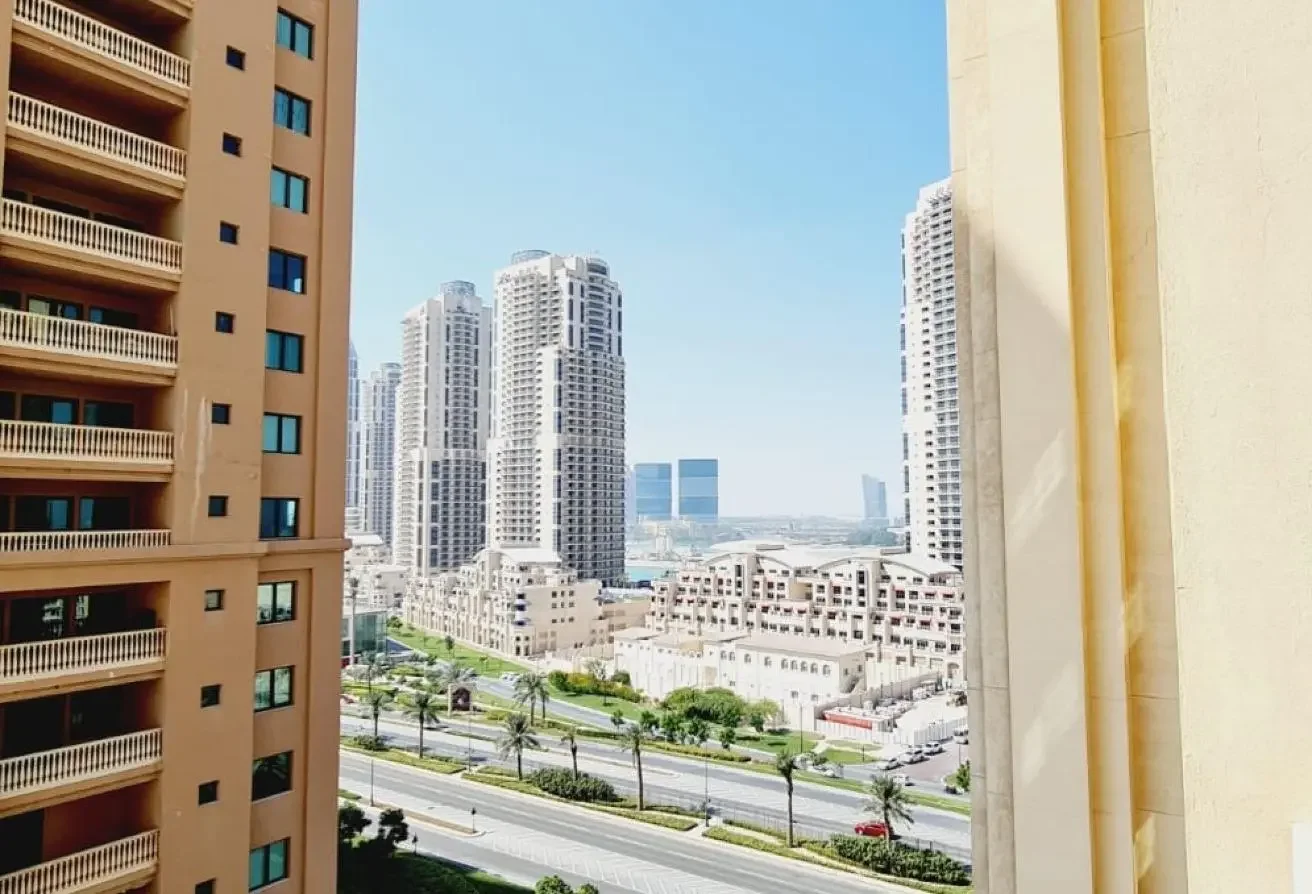 2 Bed | QAR 9000 | Porto Arabia | Balcony | Sea