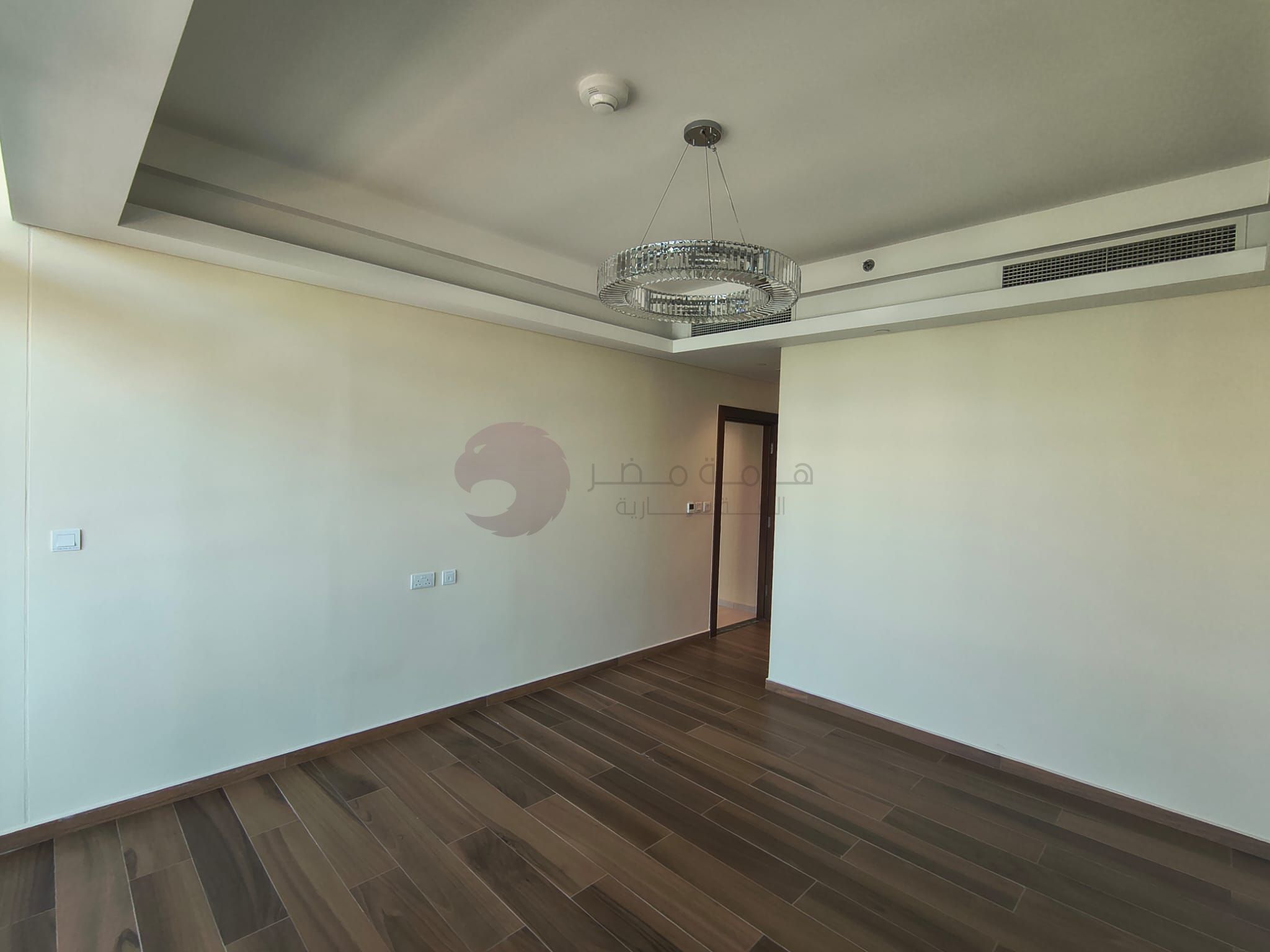Unfurnished 2 Bedroom Apartment for Sale in Crystal Residence