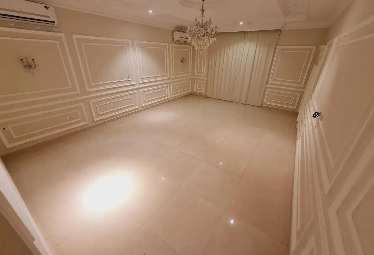 10 Bed | 10 Bath | Elevator | Luxury | Abu hamour