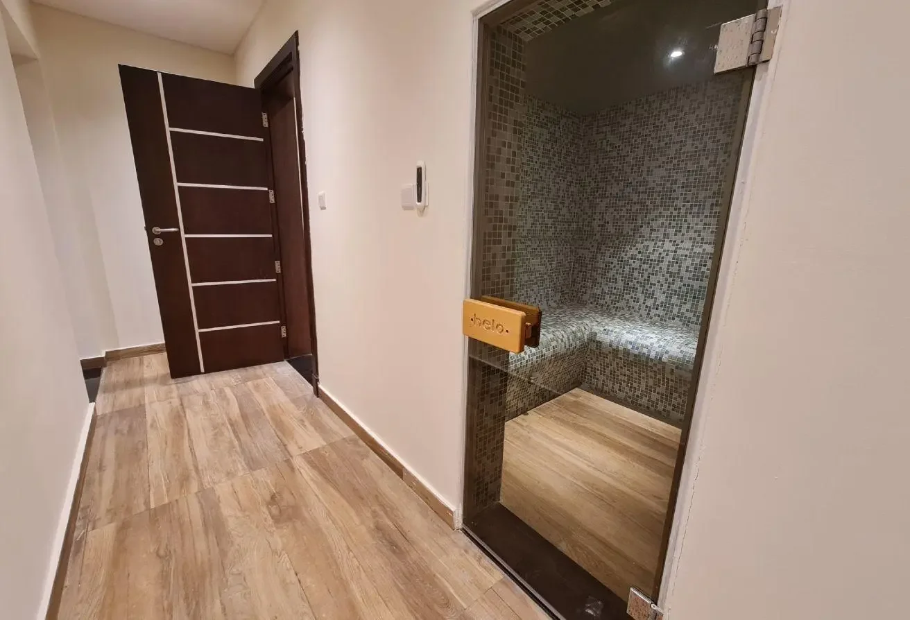 Brand new | 3 Bed | 9500 | Fox hills | Balcony