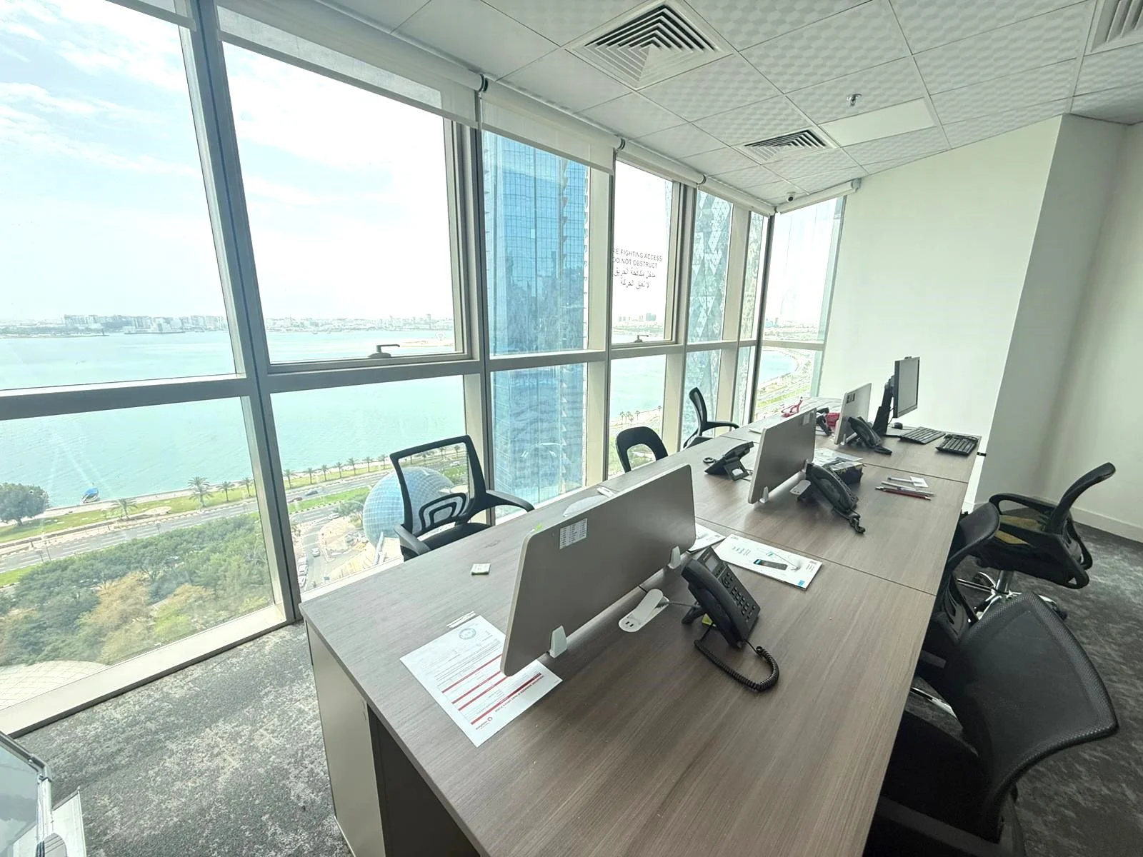 SEA VIEW OFFICE | FULLY FURNISHED | 210 SQM |