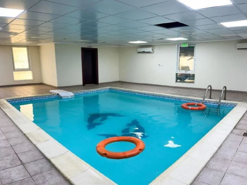 UF 1BR APT |POOL, GYM & PARKING |PRIME LOCATION
