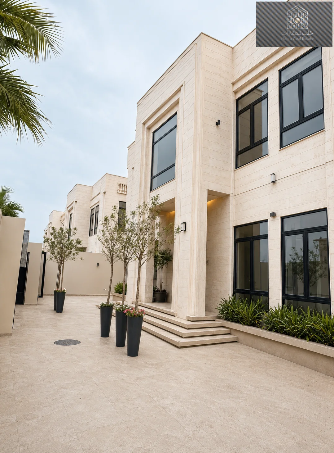 Luxury 11 Master Bedroom Villa for Rent in Lusail - view 1
