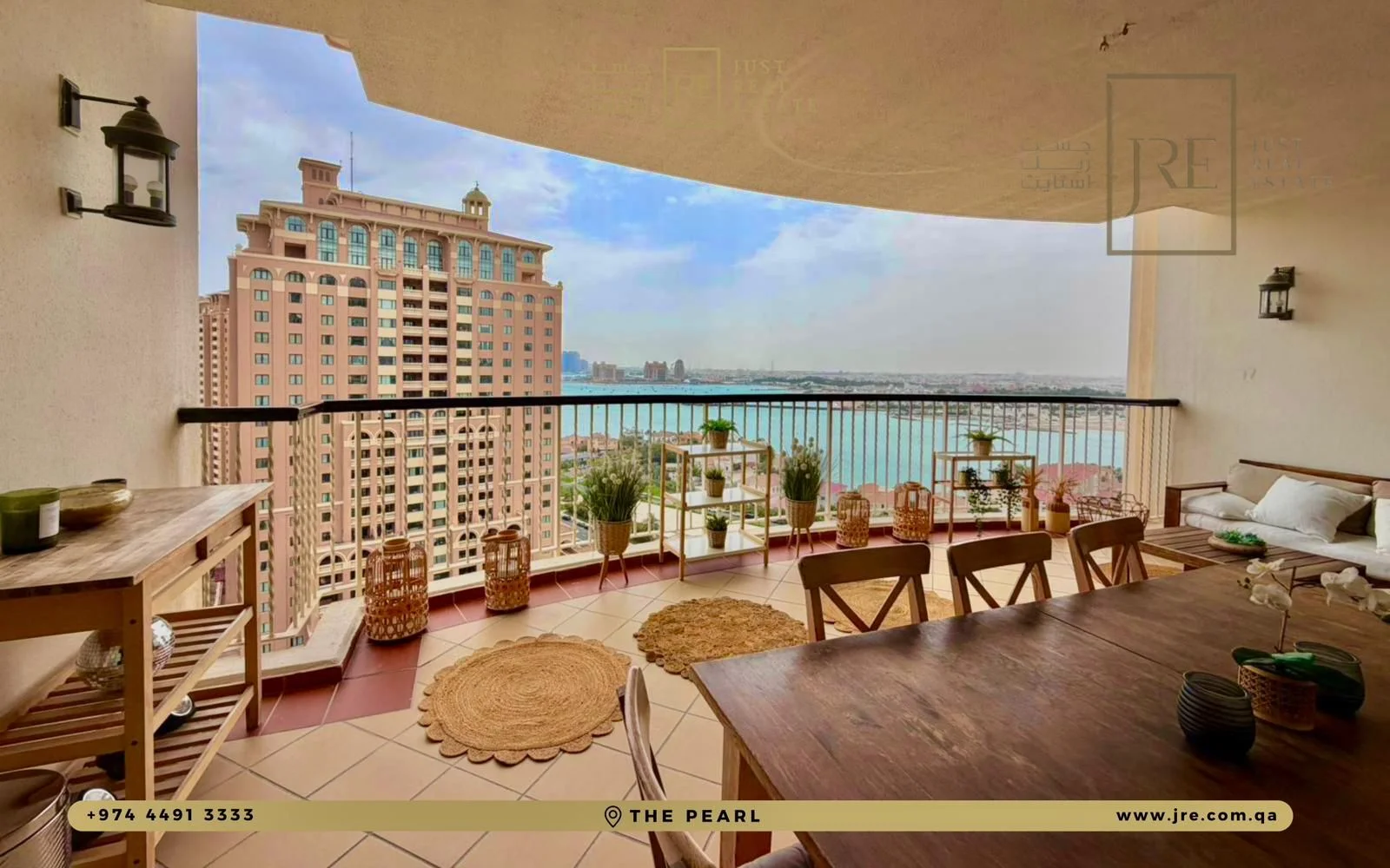 Spacious 4-Bedroom Apartment + Maid's Room in The Pearl | Semi-Furnished
