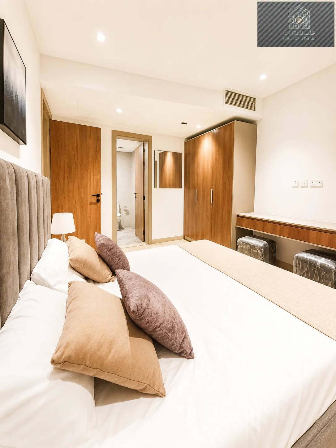 Brand new 2 bedroom apartment with maid room in Al Khair Tower, Corniche