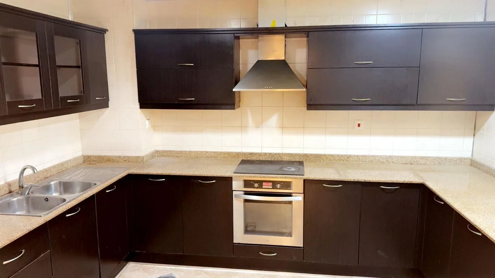 Spacious Semi-Furnished Studio - in the Pearl