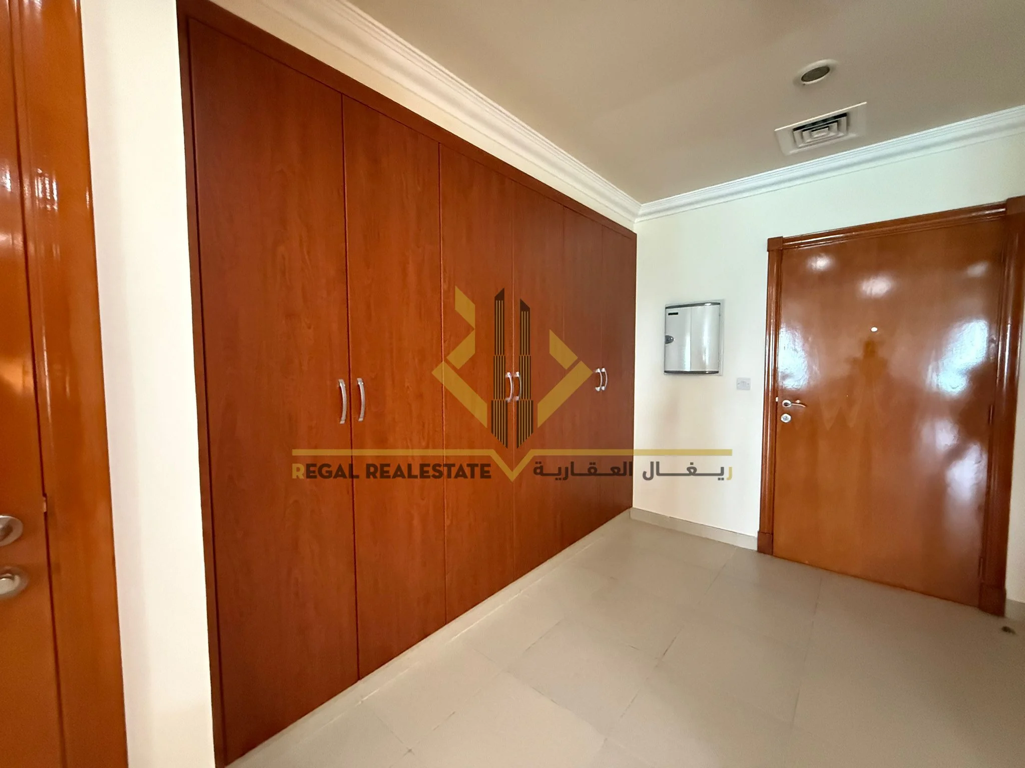 Fully Furnished Studio in Porto Arabia