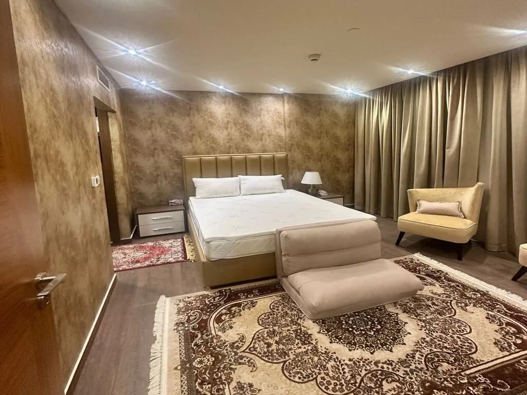 READY 1BHK FURNISHED APT| VACANT & TITLE DEED