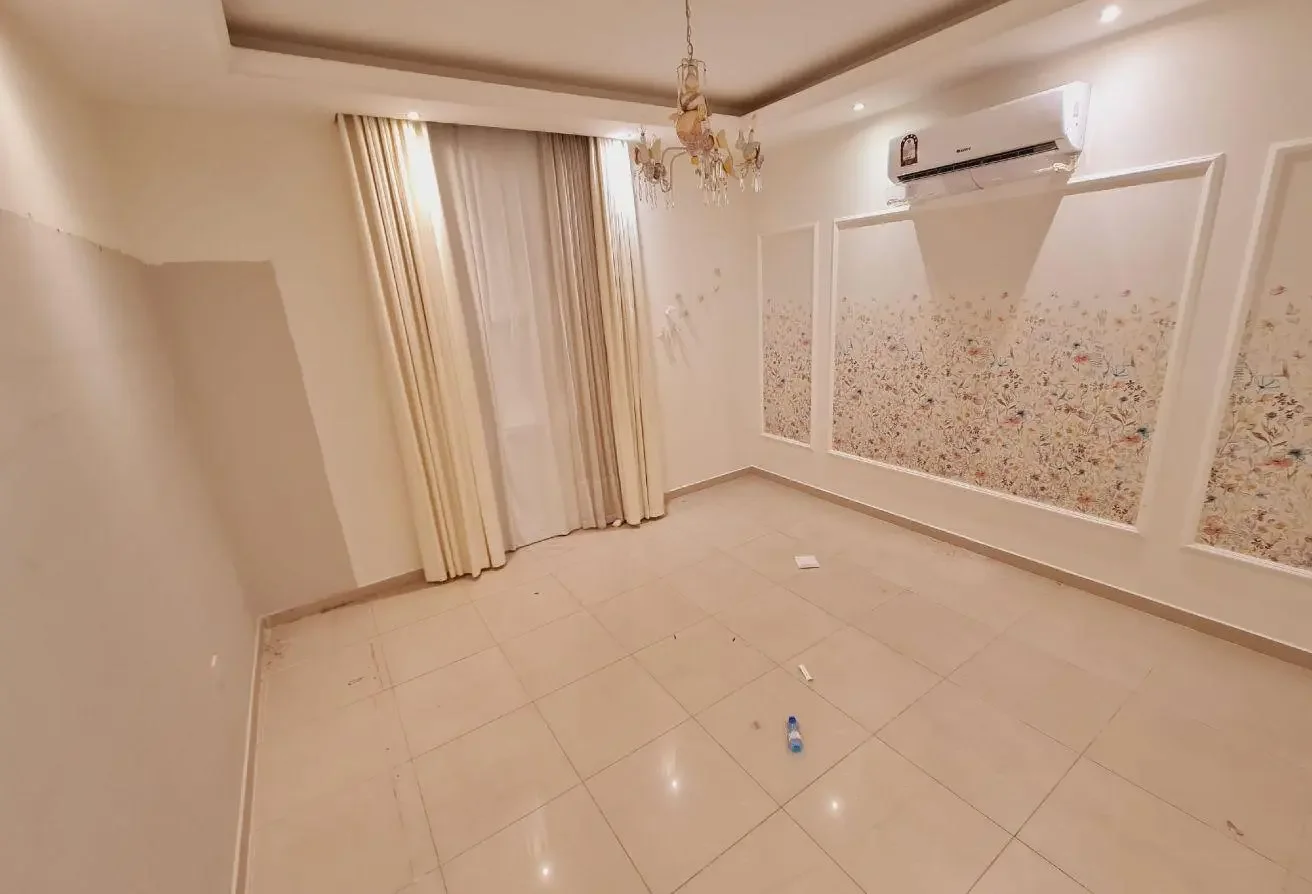 10 Bed | 10 Bath | Elevator | Luxury | Abu hamour