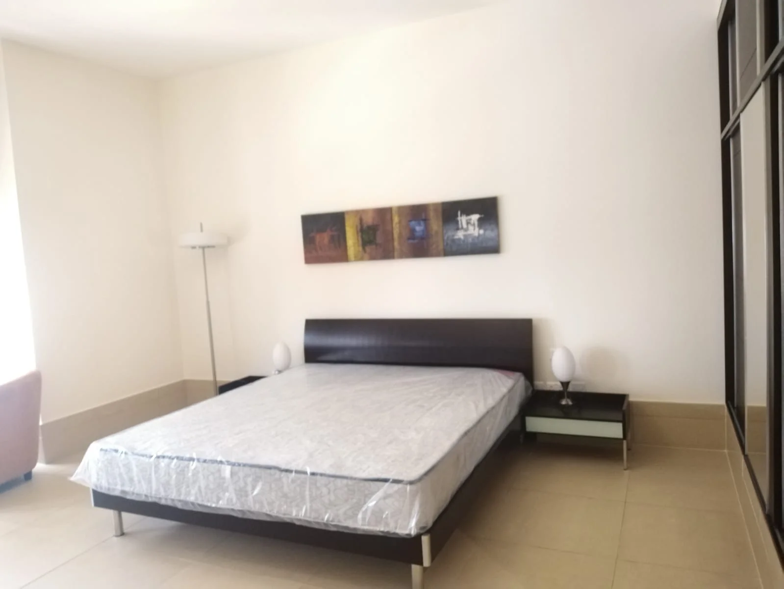 STUNNING FURNISHED 2BHK APT - WEST BAY