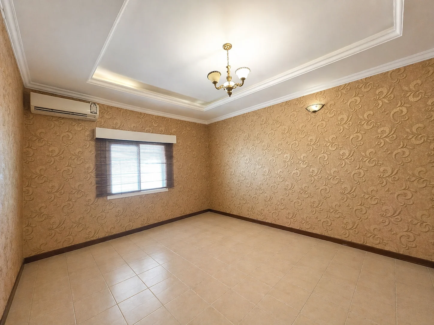 LARGE FAMILY VILLA |6BR + MAJLIS |PRIVATE POOL |
