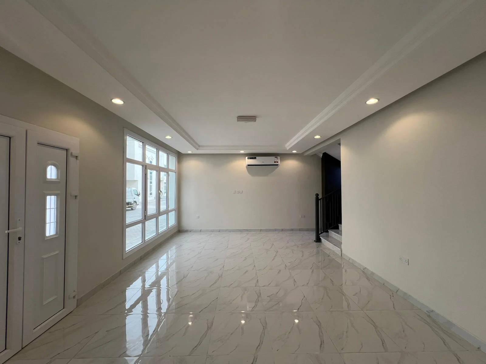 Spacious 5-Bedroom UF Villa for Rent in Muraikh