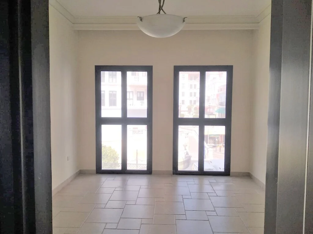 AMAZING SF 1BHK APT WITH BALCONY