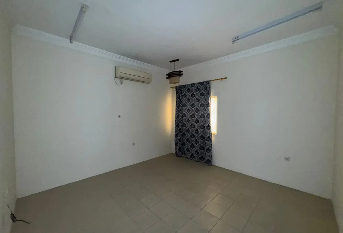 STANDALONE VILLA| 06 BEDROOMS| AL KHOR | Rent