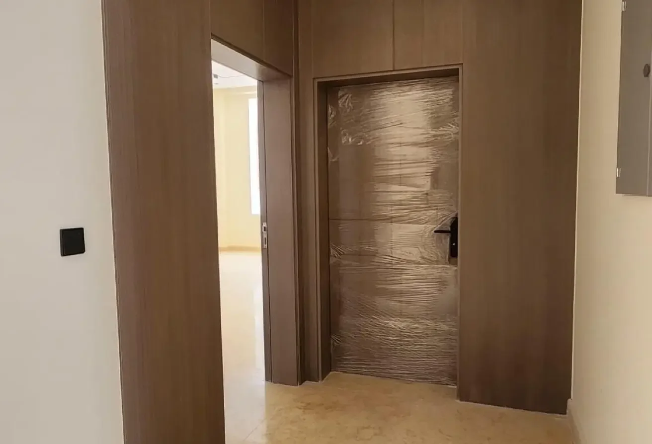 Brand New Modern Villa| 09 Master Beds +Outhouse