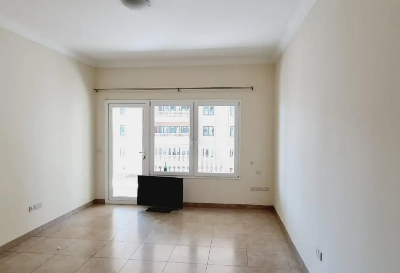 2 Bed | QAR 9000 | Porto Arabia | Balcony | Sea