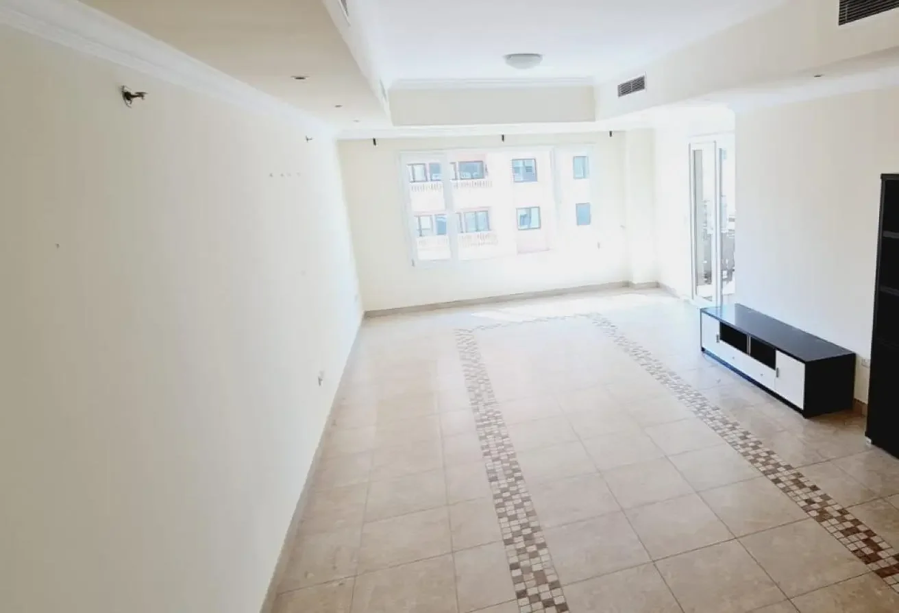 2 Bed | QAR 9000 | Porto Arabia | Balcony | Sea