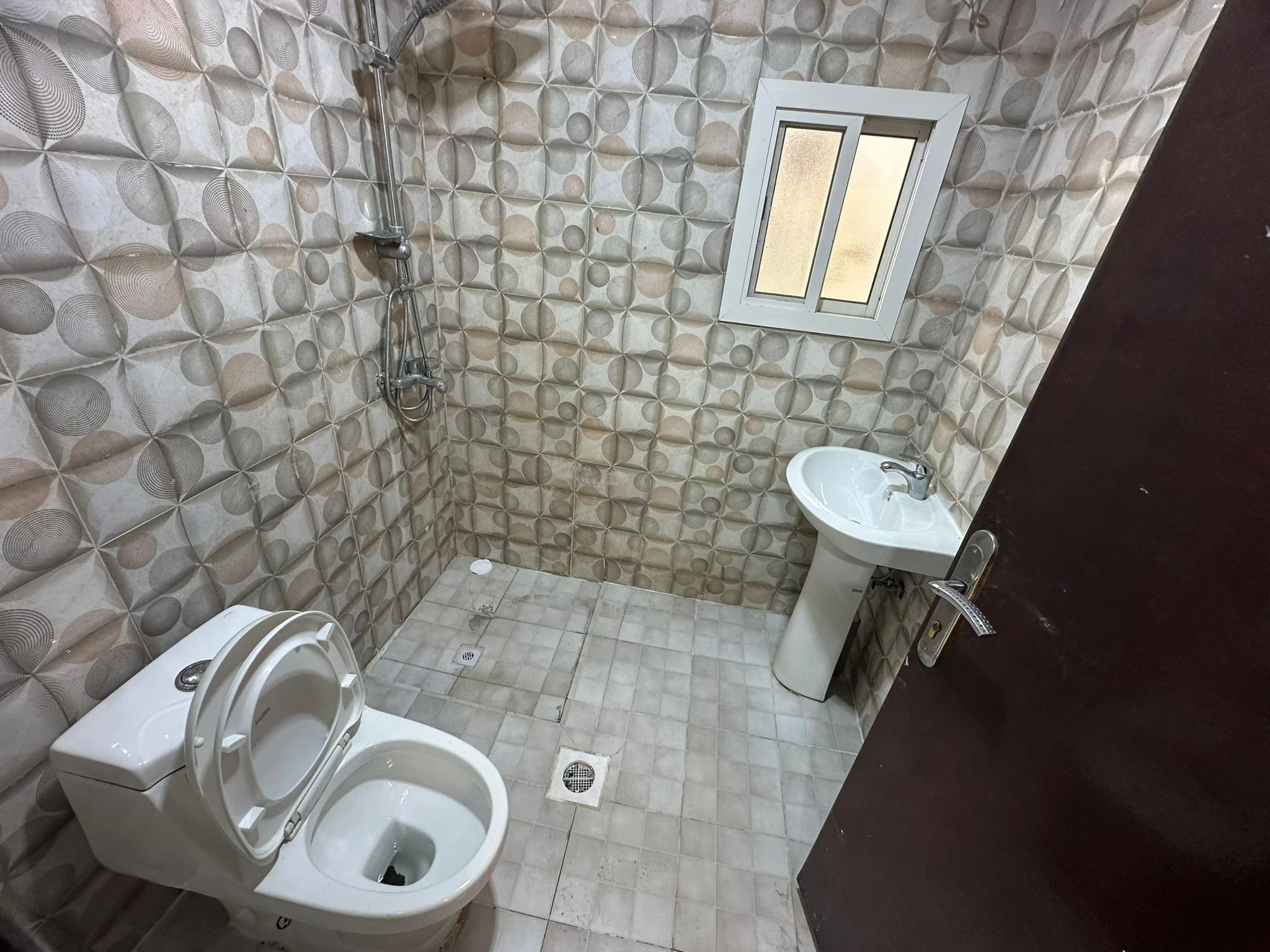 Spacious 1-Bedroom Apartment for Rent in Al Kharaitiyat | 80 sqm