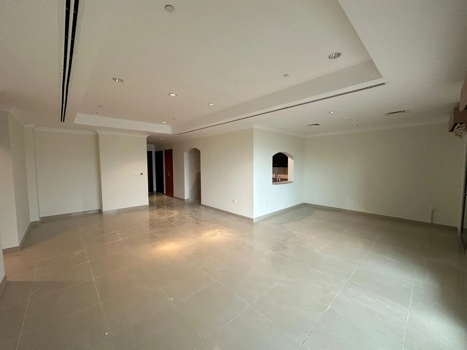 Amazing 2BHK for sell in Porto arabia