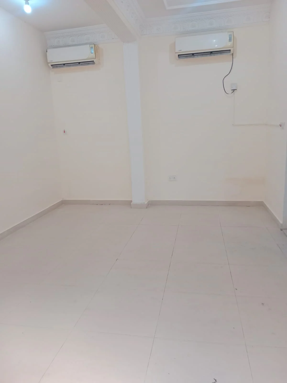 1-Bedroom Apartment for Rent in Aziziyah | 160 sqm | Split A/C Included