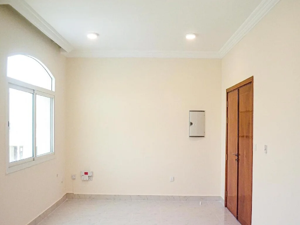 UF 2BHK COMPOUND APARTMENT+ALL FACILITIES