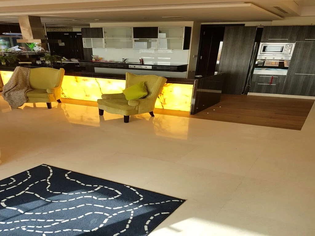 LUXURY VILLA SIZE FURNISHED 3BR APARTMENT