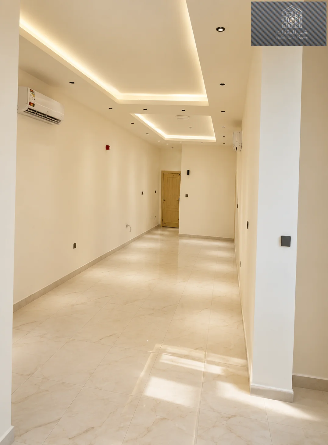 Brand new 2-bedroom apartment for rent in Aspire Tower - view 1