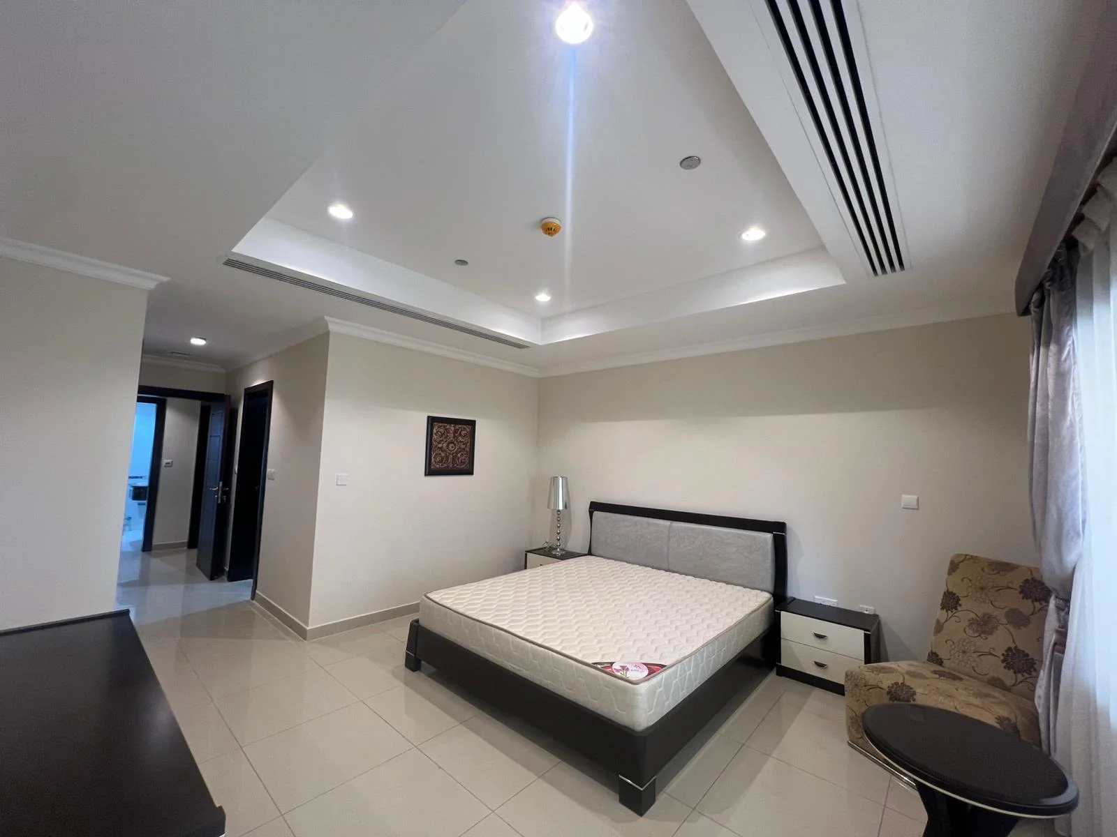 1BR + Office Room Apartment in The Pearl | Pool View | Fully Furnished