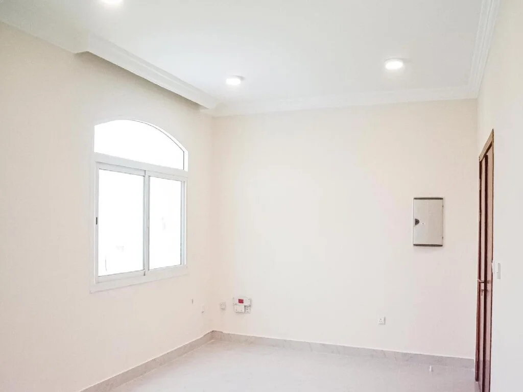 UF 2BHK COMPOUND APARTMENT+ALL FACILITIES