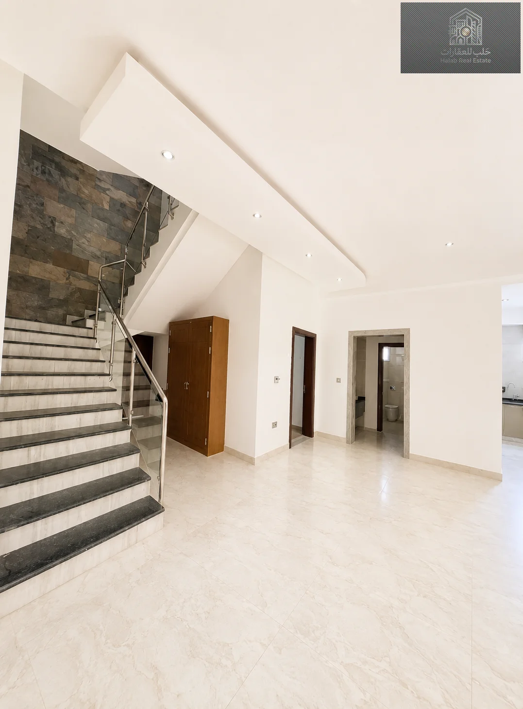 7 Master Bedrooms for Rent in Al Kheesa