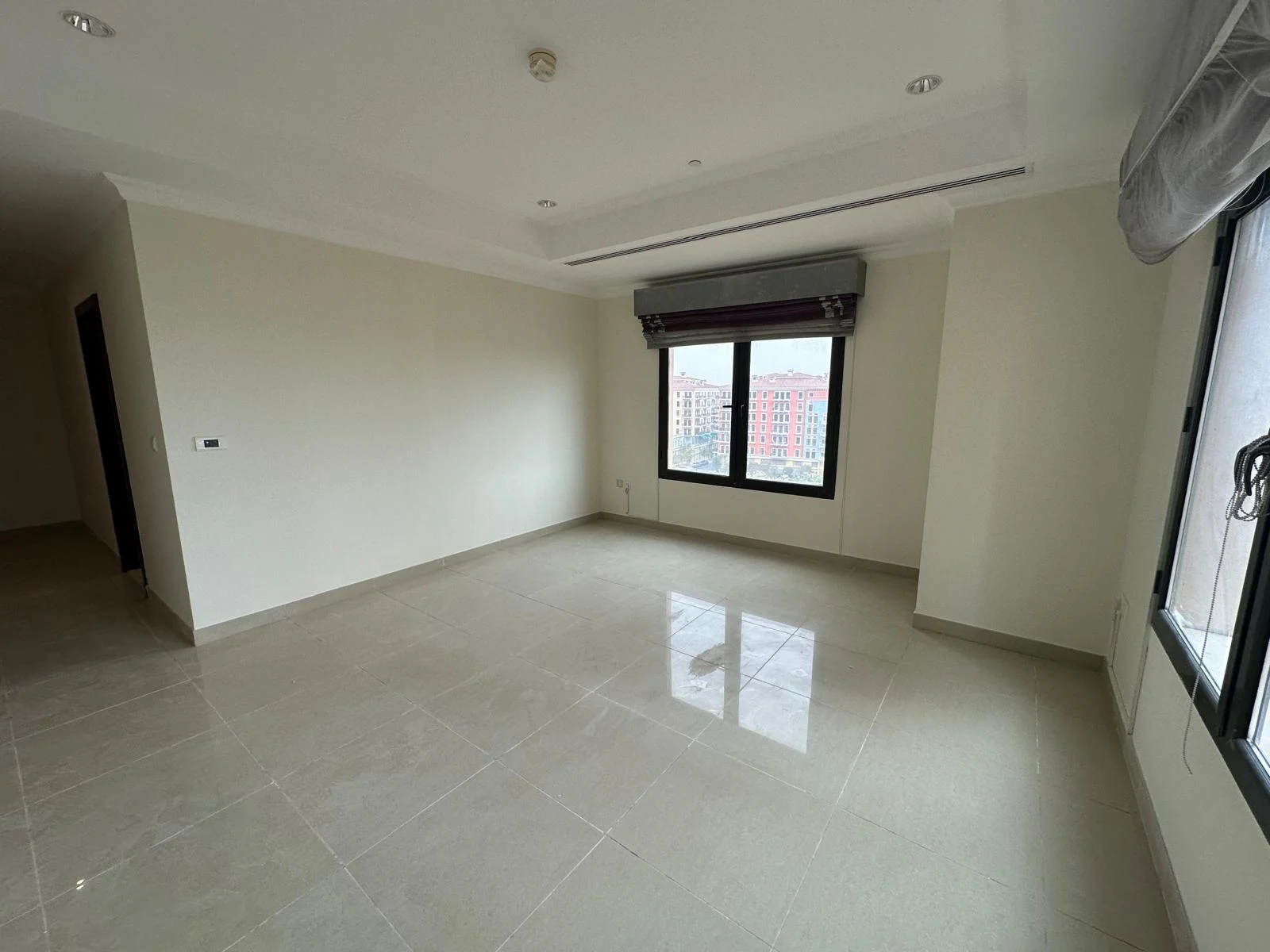 Amazing 2BHK for sell in Porto arabia