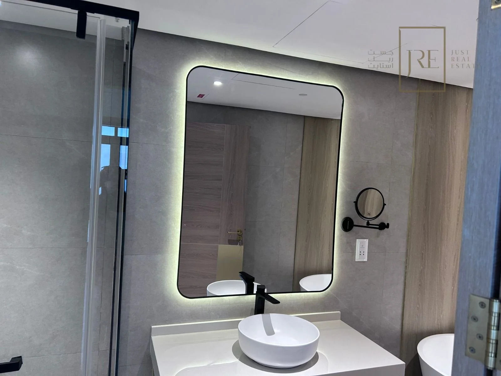 Modern 110 SQM Apartment for Sale in Lusail | Waterfront Living