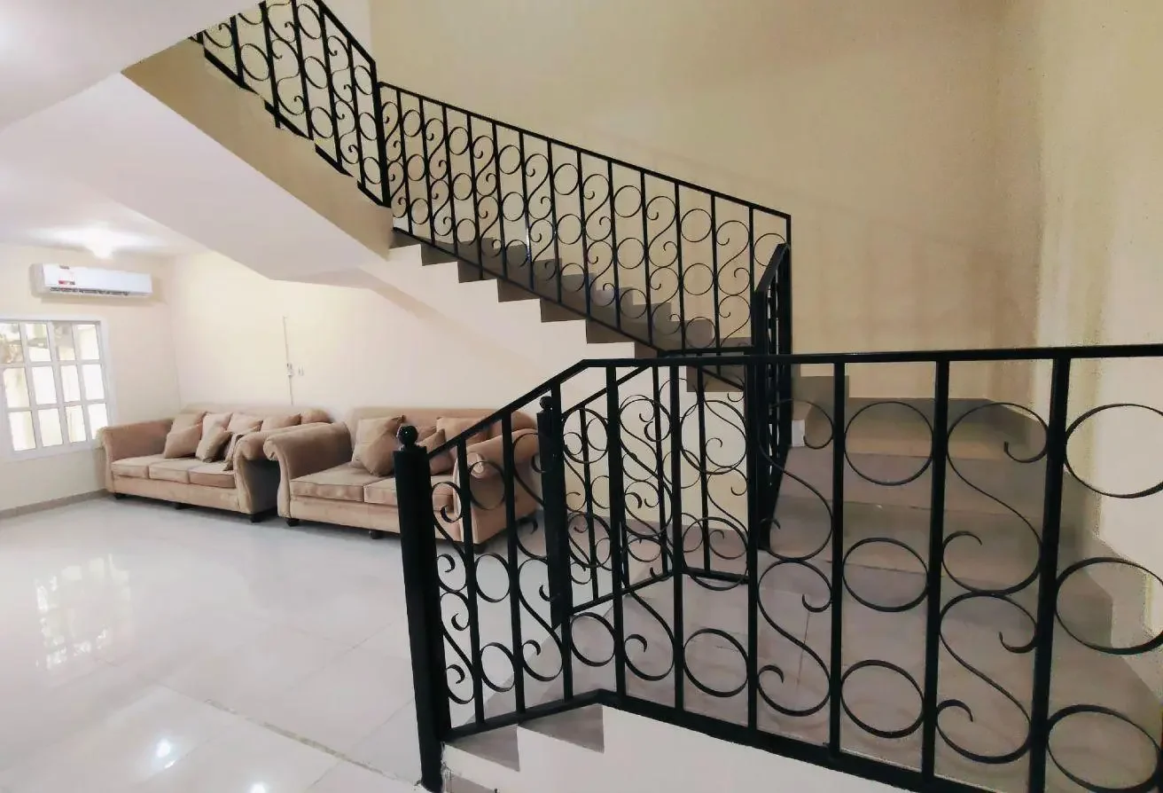 Neat Standalone Villa | 05 Bedrooms + Majlis