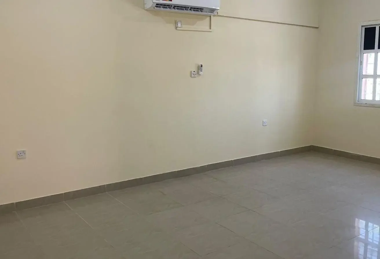 Big Standalone Villa| 06 Bedrooms| Al Khor