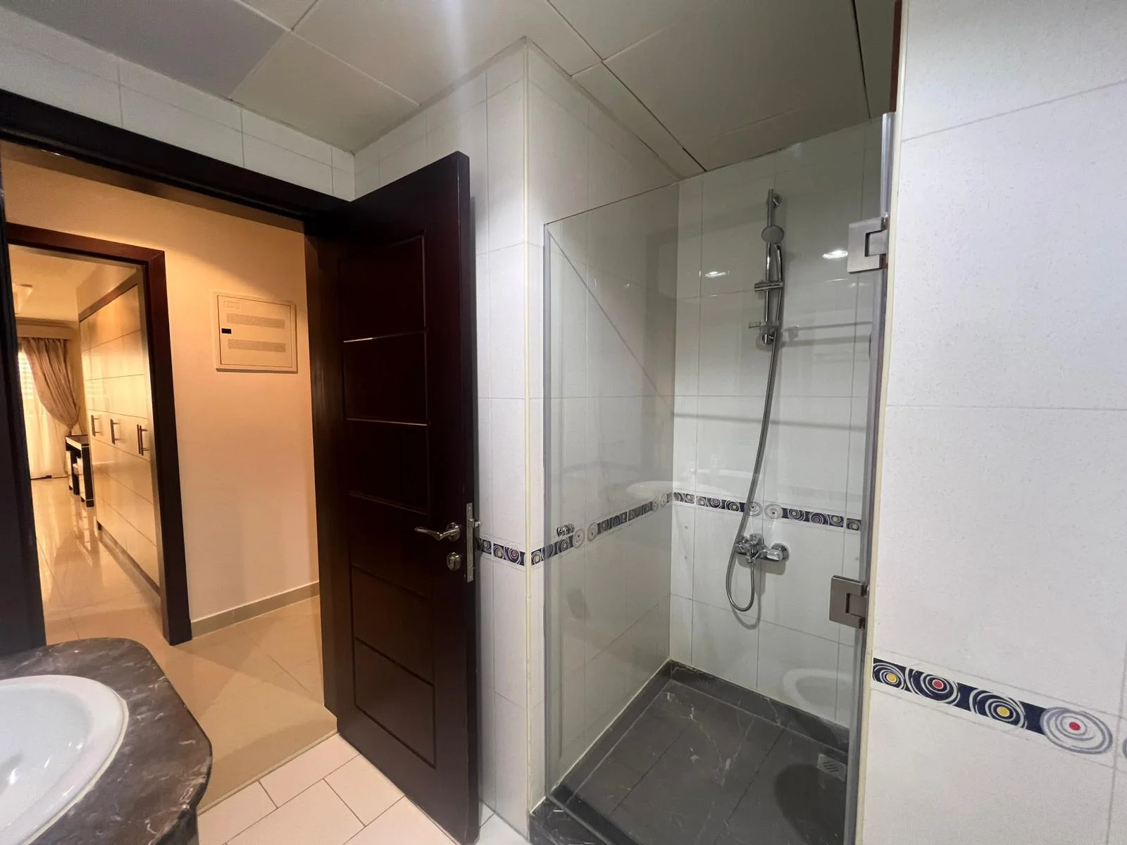 1BR + Office Room Apartment in The Pearl | Pool View | Fully Furnished