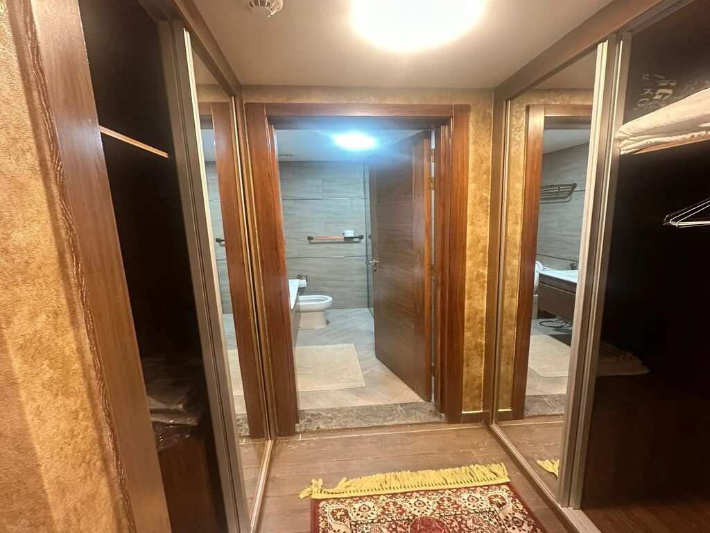 READY 1BHK FURNISHED APT| VACANT & TITLE DEED