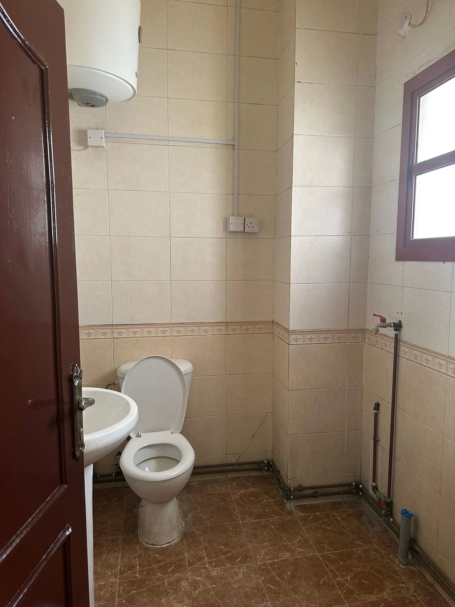 One-Bedroom Apartment for Rent | 78 sqm | With Split A/C