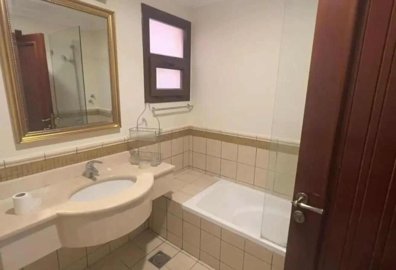 5 Bed | West bay lagoon | QAR. 20,000 | Semi