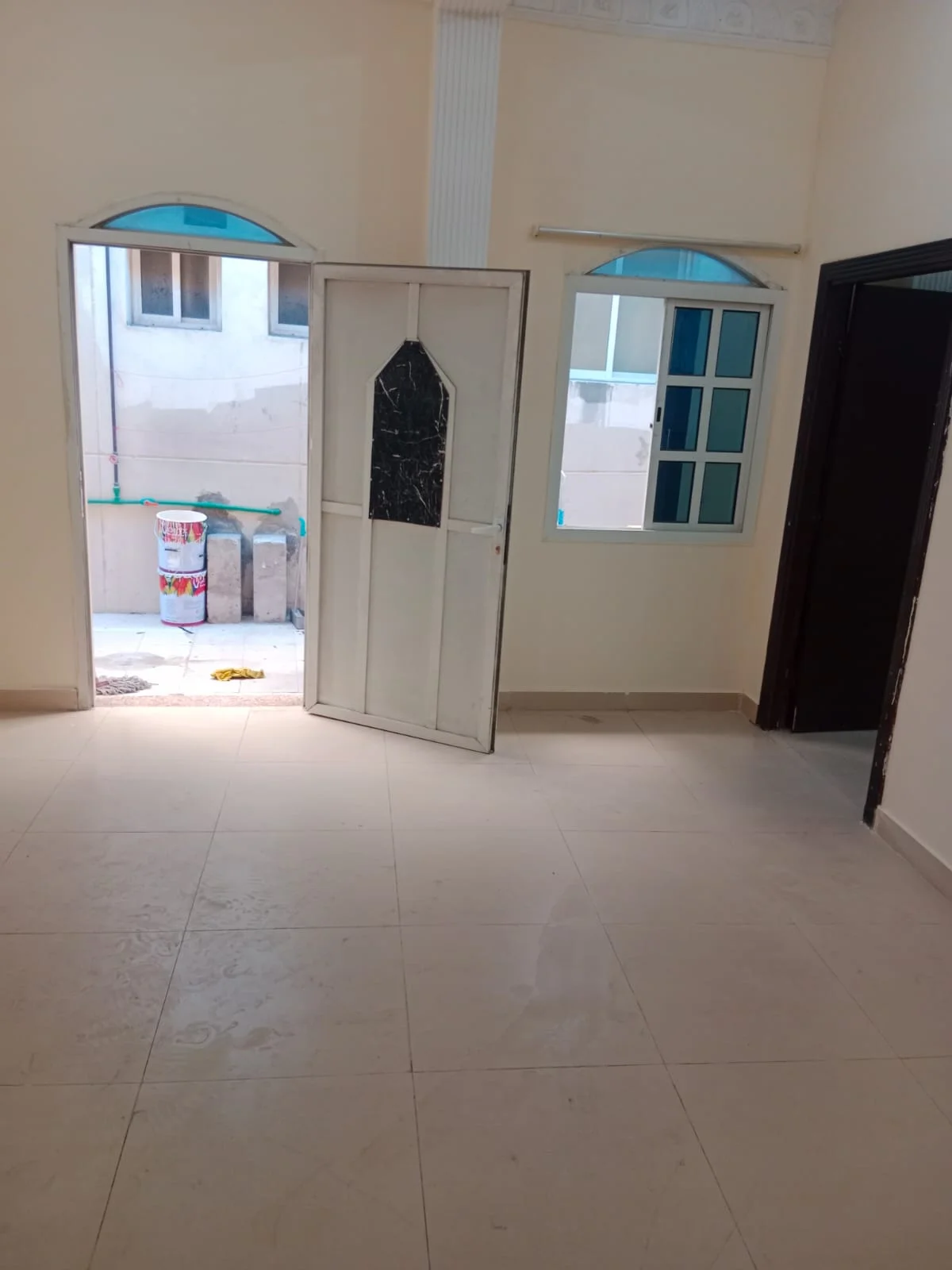 1-Bedroom Apartment for Rent in Aziziyah | 160 sqm | Split A/C Included