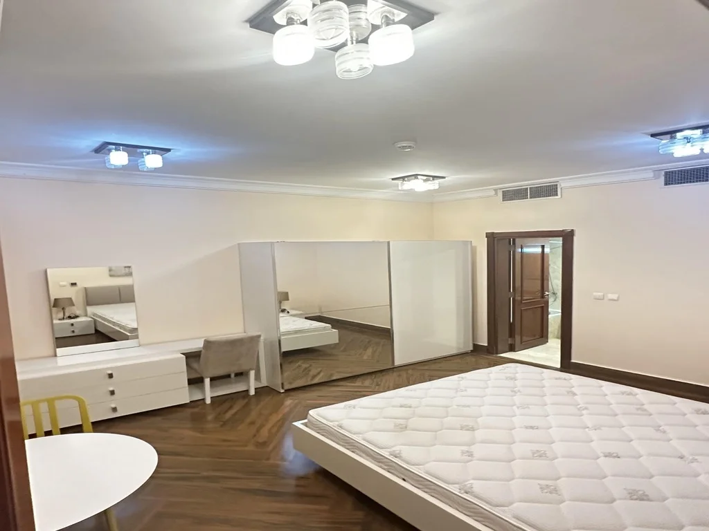 Spacious Furnished 3BHK Apartment + Pool & Gym in Bin Mahmoud