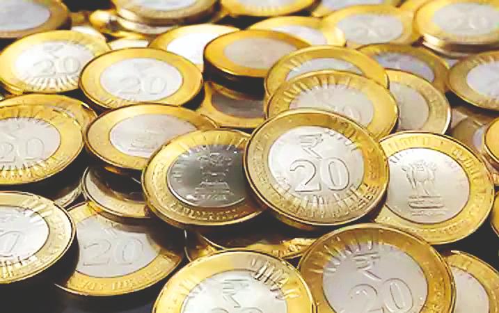 10 और 20 के नकली सिक्के बनाते गिरफ्तार
