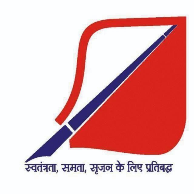 लेखन को चाहिए, एक उम्र असर होने तक!