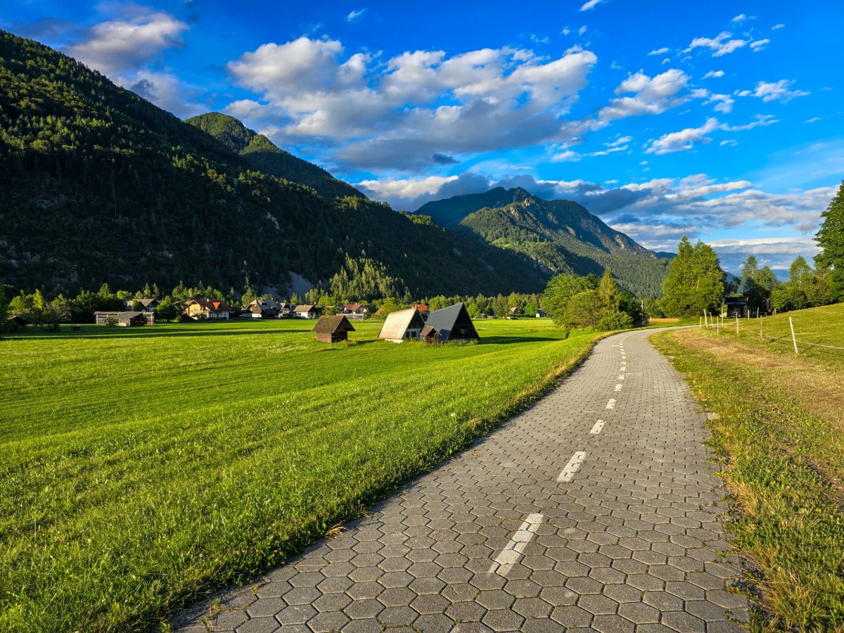 1765916654665_20240704_194733