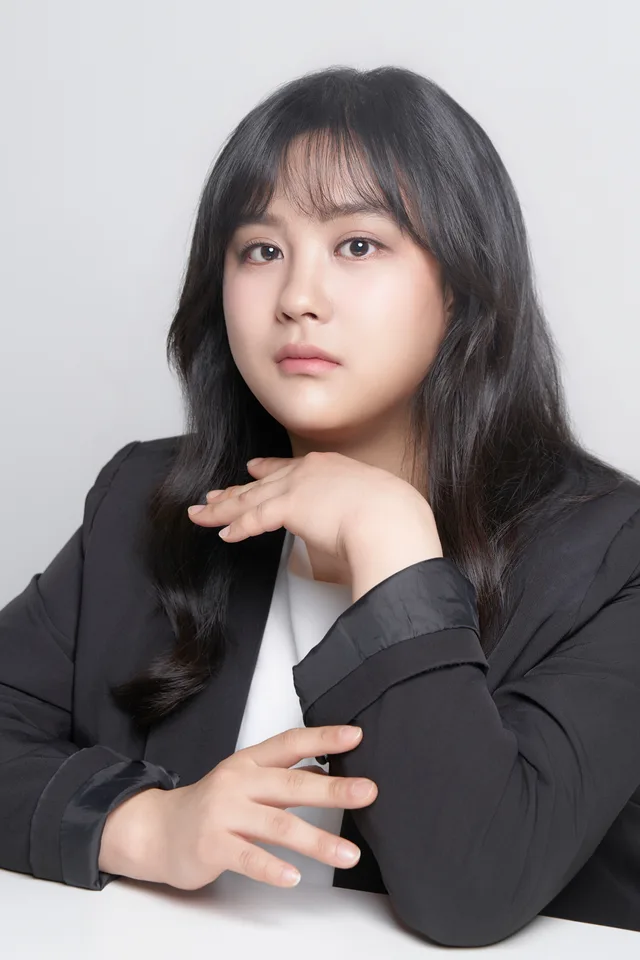 장윤영 배우 프로필 사진 2