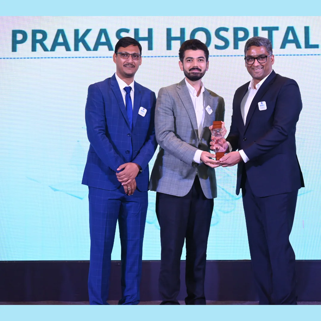 Prakash Hospital Awarded Token of Appreciation by Tata AIG Insurance for Dedication to Quality Healthcare