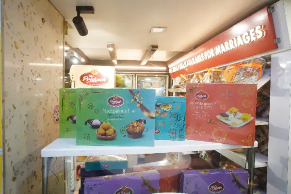 Classic Mithai Box