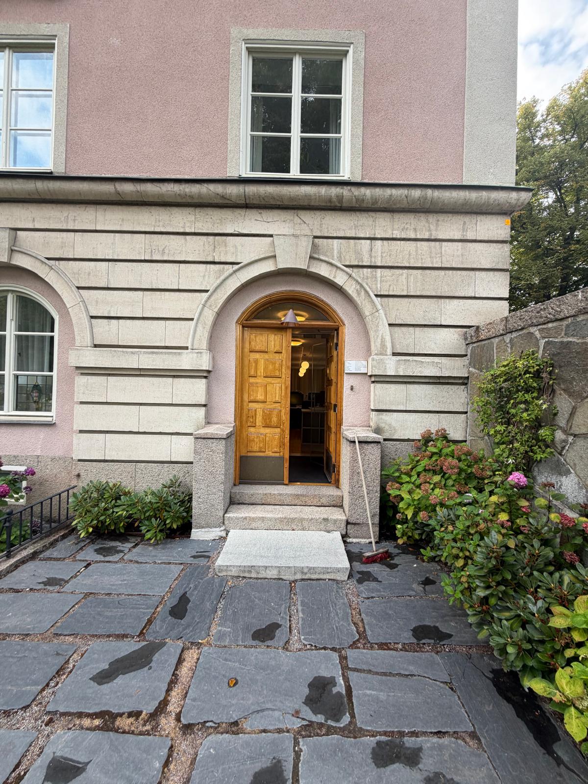 Scandinavian Service Group bild 1